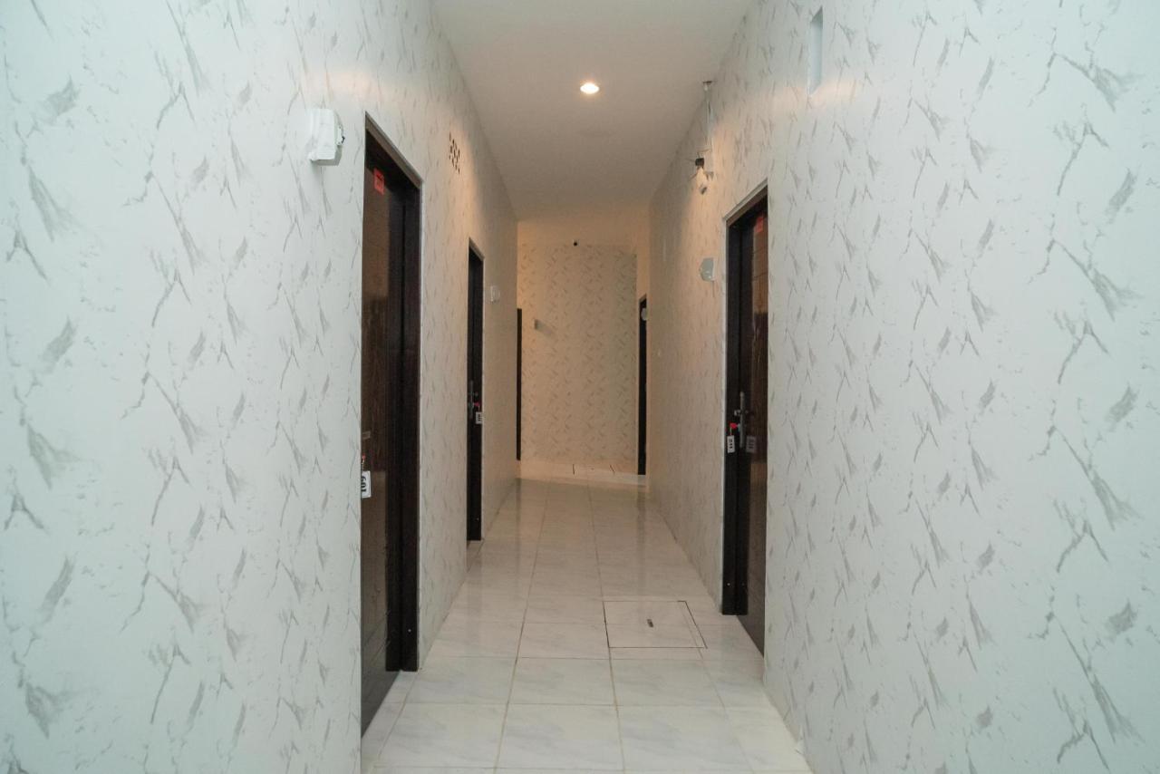 Reddoorz Near Sarinah Jakarta Eksteriør billede