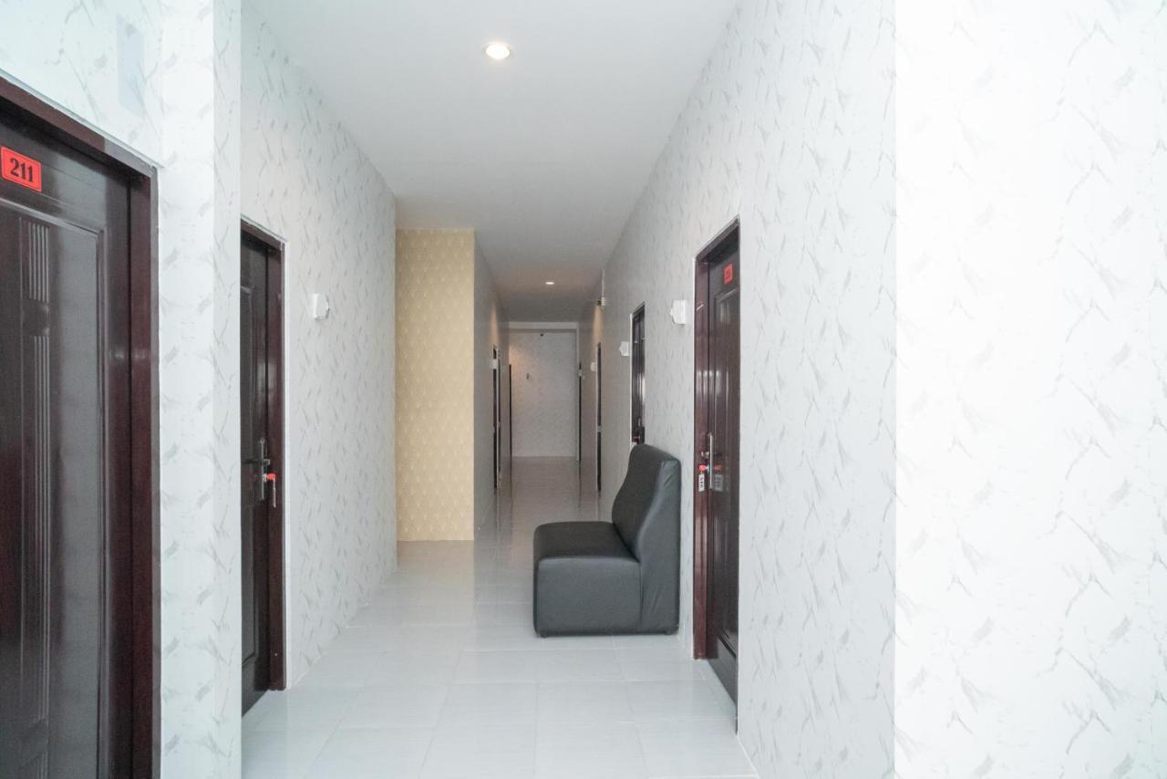 Reddoorz Near Sarinah Jakarta Eksteriør billede